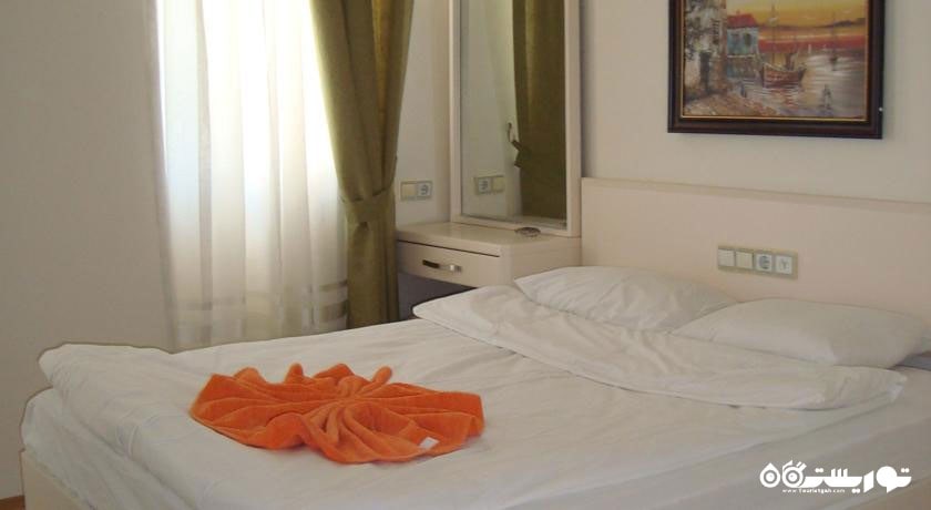 تخت بزرگ اتاق استاندارد